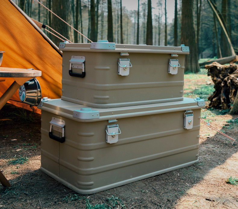 ¿Por qué utilizar cajas de aluminio para almacenar equipo de camping?