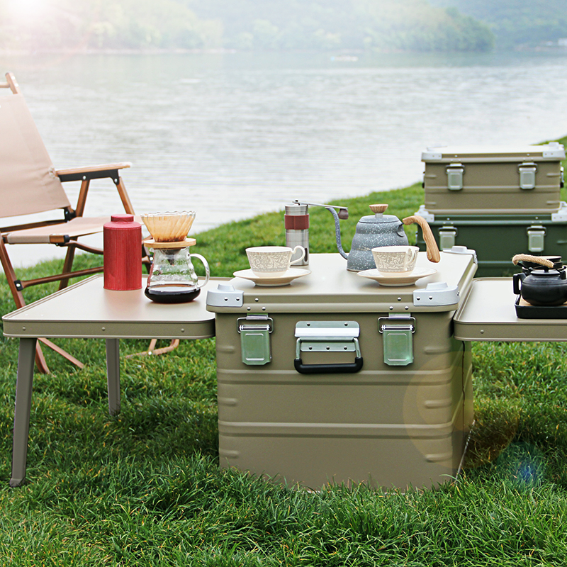 Caja de cocina de campamento