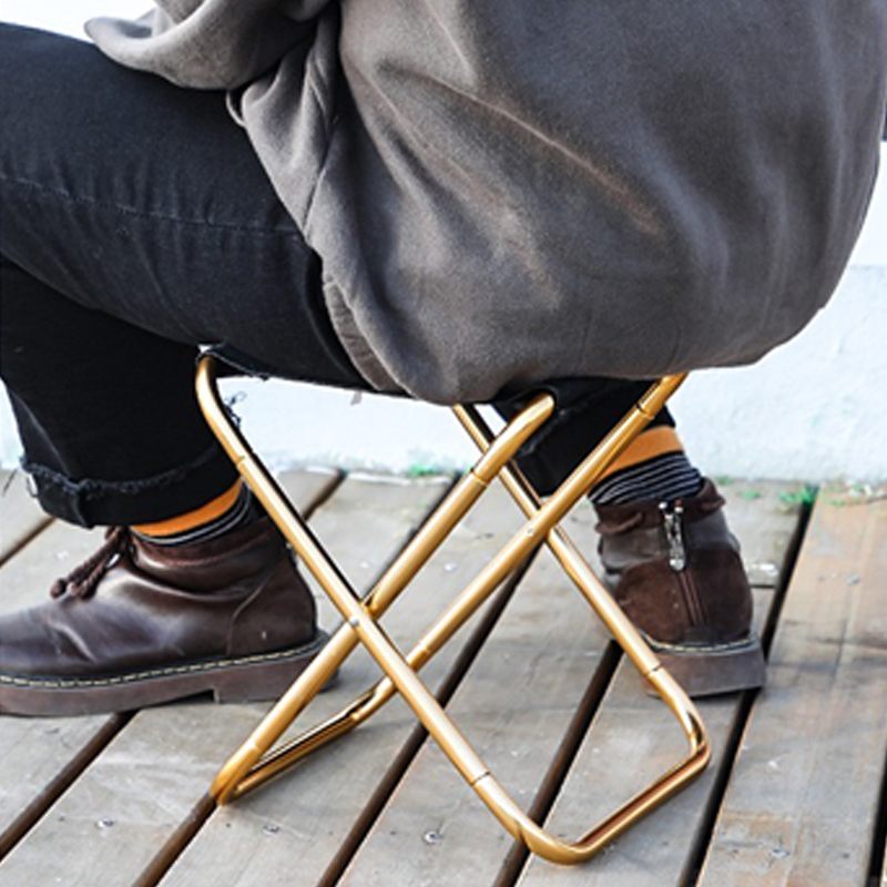 Mini taburete plegable portátil para acampar al aire libre