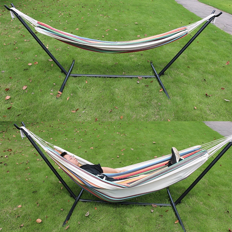 Hamaca portátil colorida para exteriores con soporte para acampar y hacer senderismo