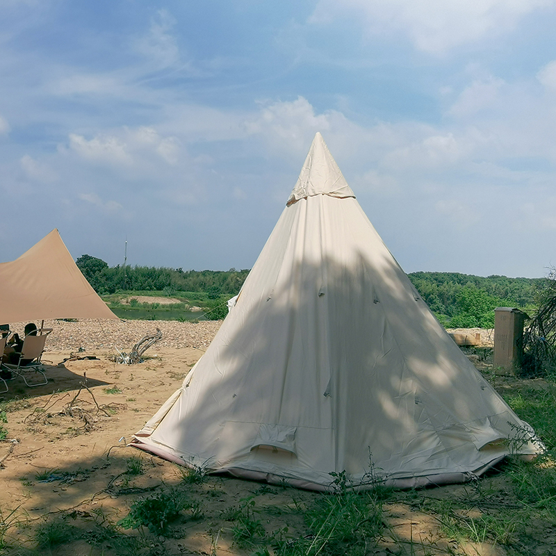 Tienda de campaña tipi piramidal de gran tamaño para exteriores