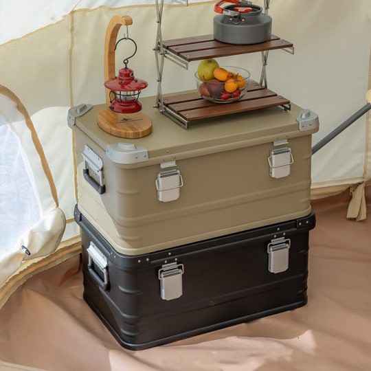 Cajas y estuches de aluminio para almacenamiento en acampada y en tierra