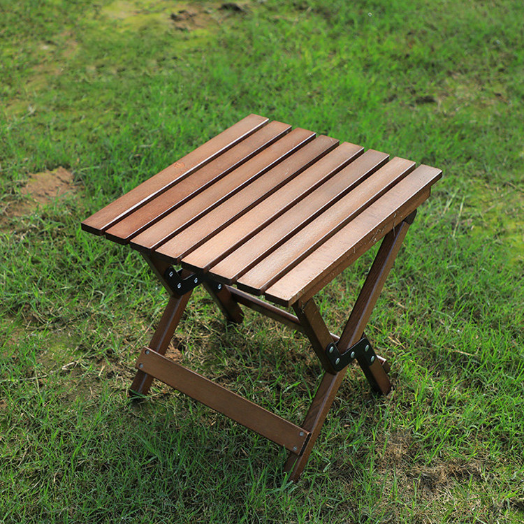 Taburete plegable de madera pequeño - Wooden Camp Maza