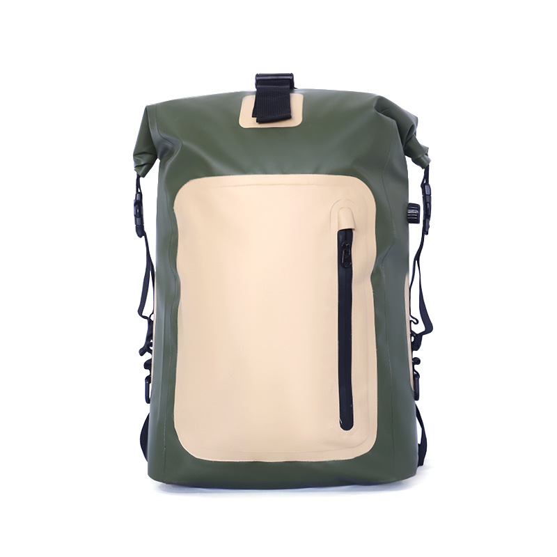 Mochila impermeable para exteriores de gran capacidad.