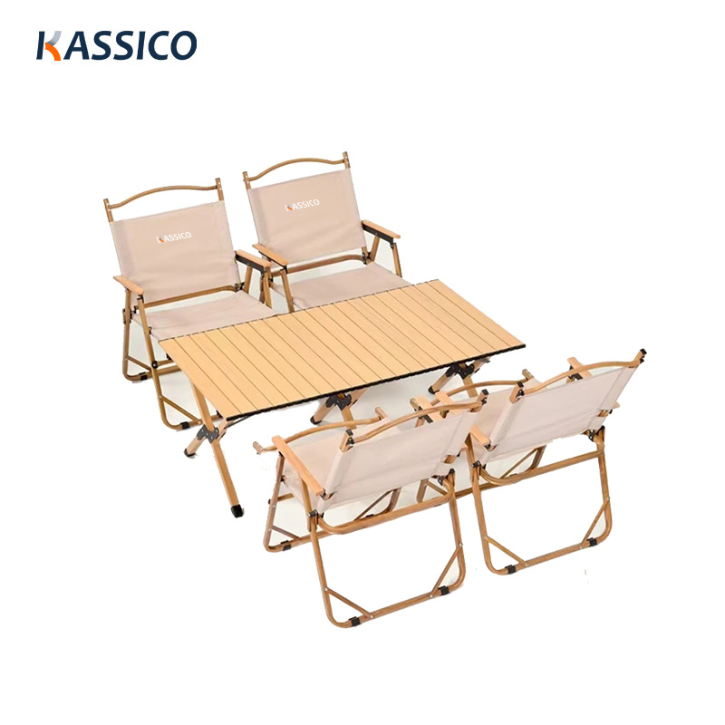Mesa enrollable para acampar al aire libre y juego de 4 sillas Kermit