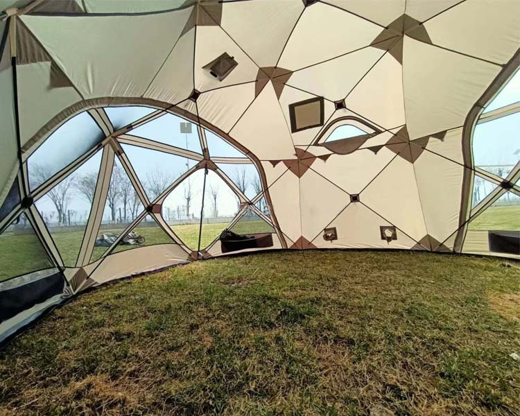 Tienda de campaña con cúpula automática: para hoteles, complejos turísticos y campings