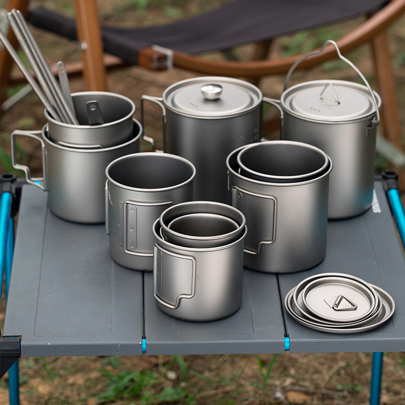 Taza ultraligera de titanio de grado alimenticio con asa plegable y tapa para acampar al aire libre