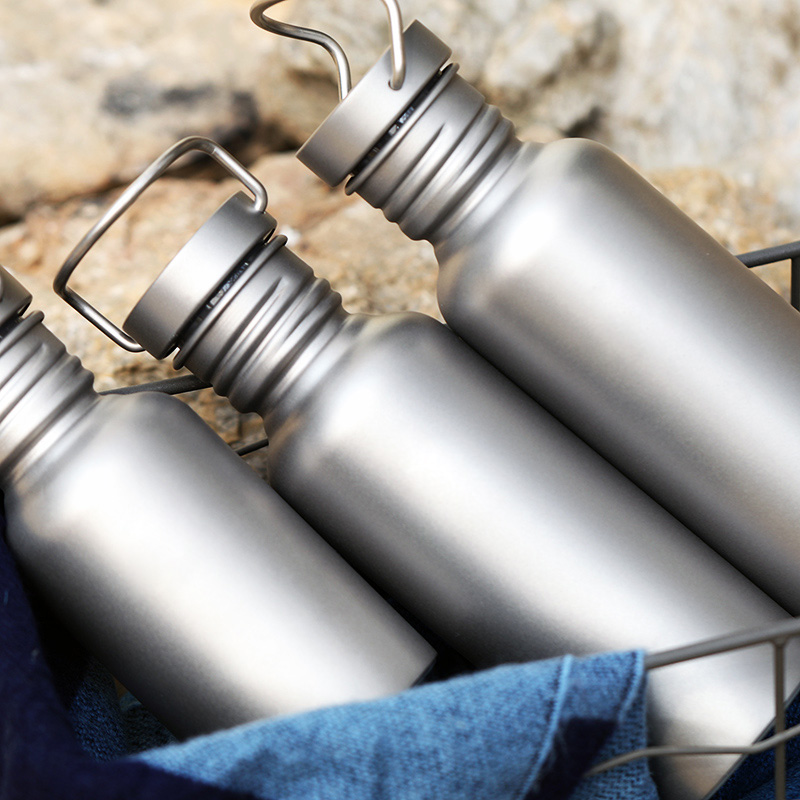Botella de agua para acampar, portátil, para exteriores, con bolsa para botellas, botella deportiva ultraligera