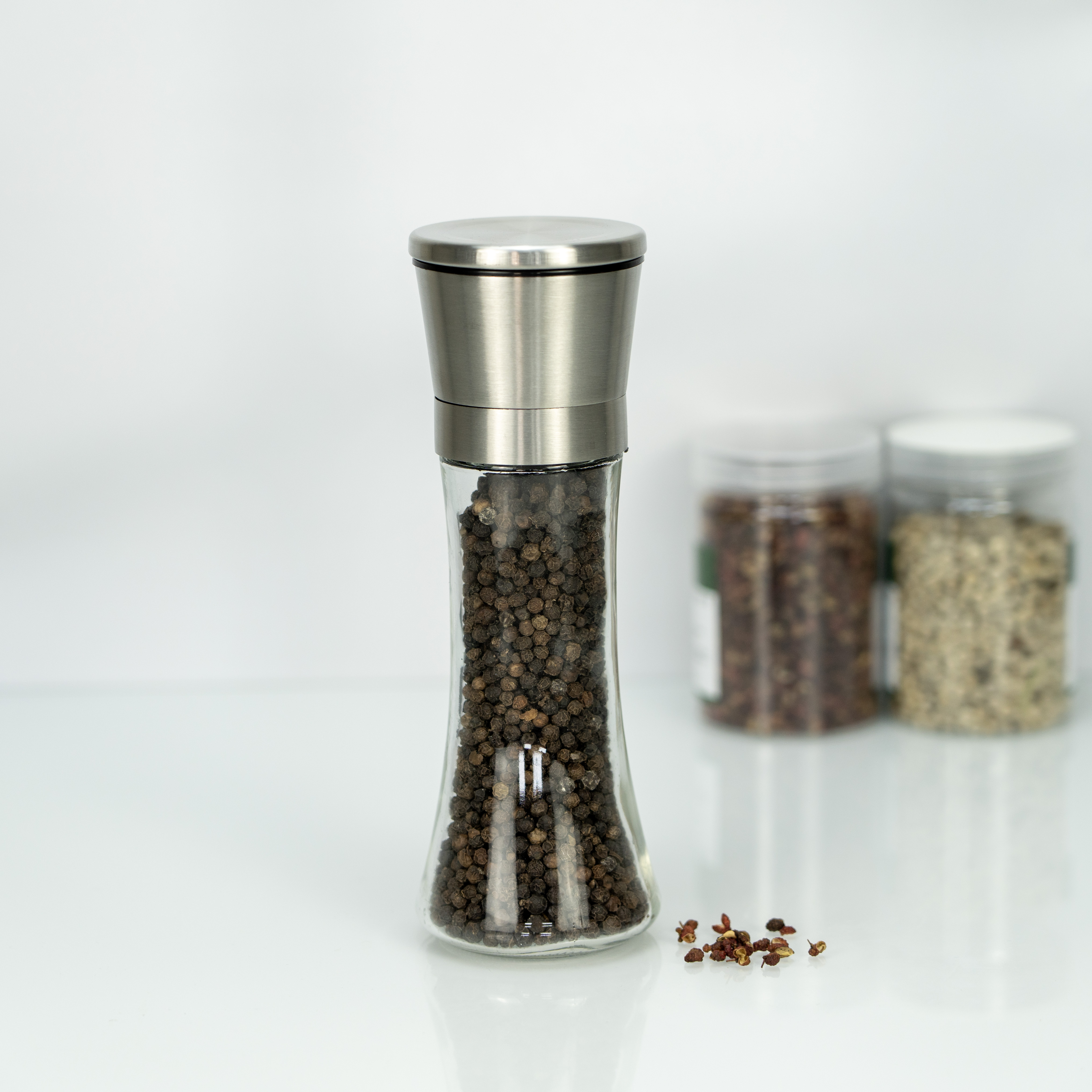 Molinillo de café manual con rebabas de acero inoxidable y núcleo de cerámica
